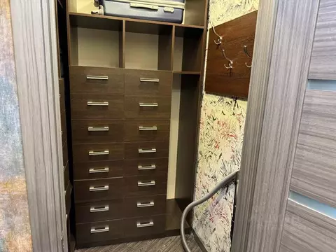 1-к кв. Красноярский край, Красноярск ул. Алексеева, 23 (43.0 м)