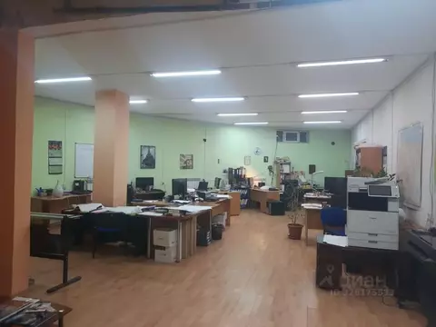 Офис в Саха (Якутия), Якутск ул. Ларионова, 10 (137 м)