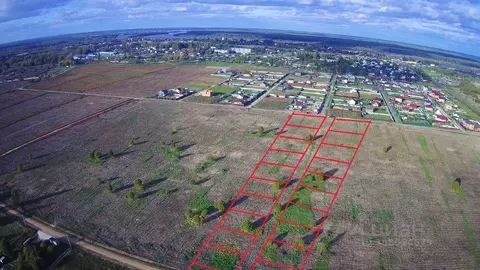 Участок в Тверская область, Конаковский муниципальный округ, с. ...