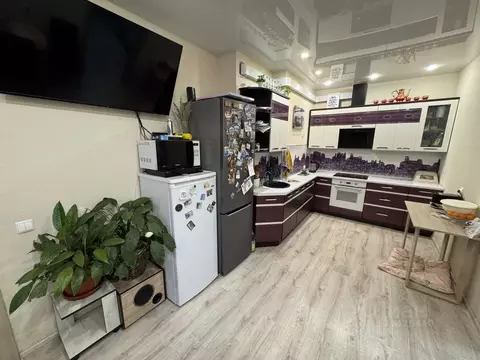 2-к кв. Свердловская область, Верхняя Пышма ул. Алексея Латышова, 3 ...