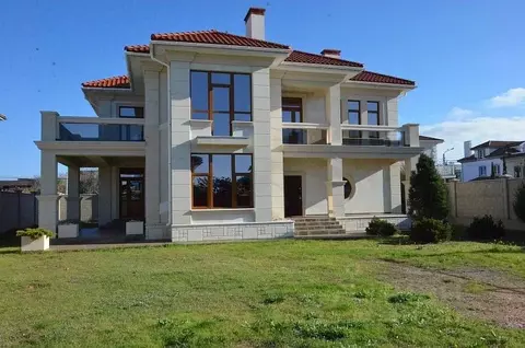 Дом в Севастополь наб. Андрея Первозванного, 16 (275 м)