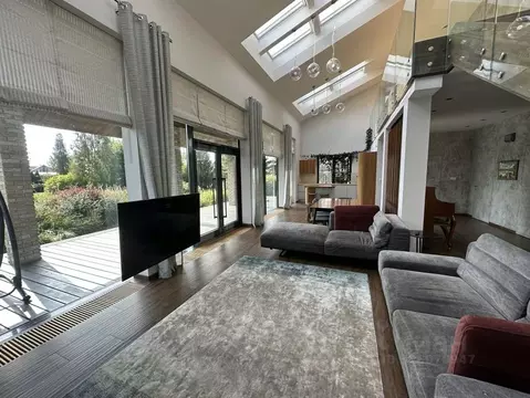 Дом в Московская область, Чехов муниципальный округ, д. Ишино ул. ...