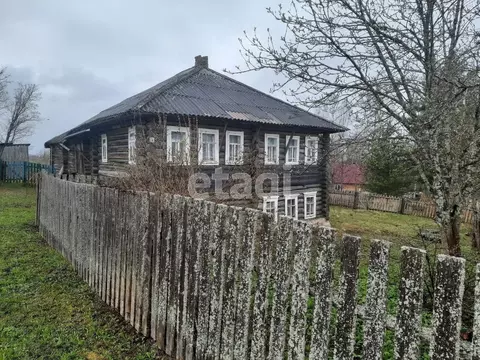 Дом в Вологодская область, Сокольский муниципальный округ, д. ...