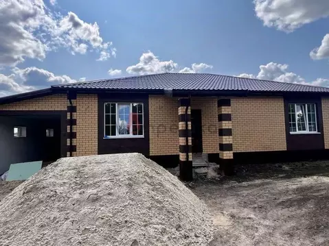 Дом в Белгородская область, Яковлевский муниципальный округ, Красный ...