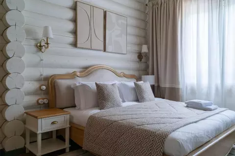 Дом в Краснодарский край, Сочи Красная Поляна пгт, ул. Защитников ...