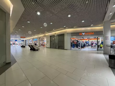 Торговая площадь в Кировская область, Киров ул. Горького, 5А (40 м)