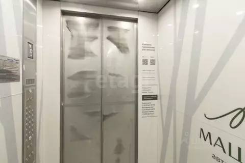 Студия Тюменская область, Тюмень ул. Николая Машарова, 8 (27.4 м)