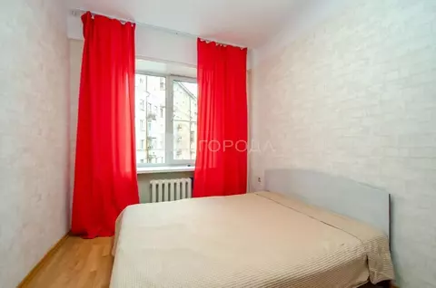 3-к кв. Новосибирская область, Новосибирск Советская ул., 49 (100.0 м)