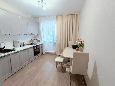 2-к кв. Курганская область, Курган Заозерный жилрайон, 4-й мкр, 31 ...