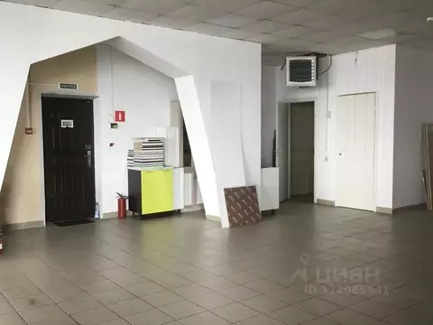 Торговая площадь в Иркутская область, Иркутск ул. Сурнова, 26 (70 м)