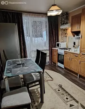 2-комнатная квартира: Казань, проспект Победы, 158 (64 м)