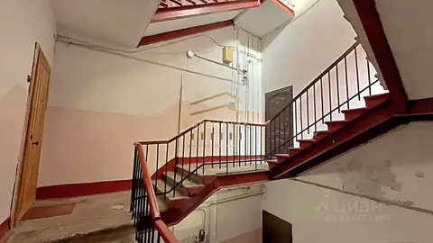 2-к кв. Санкт-Петербург просп. Римского-Корсакова, 63 (70.1 м)