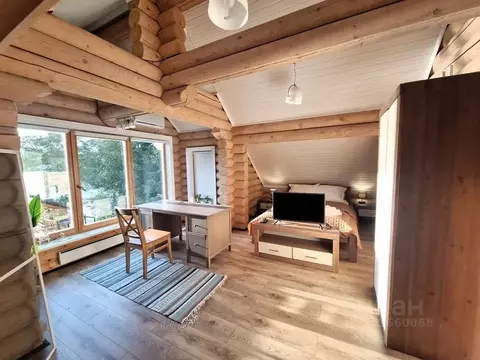 Дом в Карелия, Пряжинский район, Эссойльское с/пос, д. Нижняя Салма ...