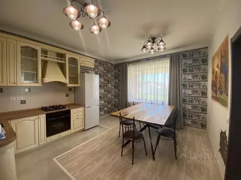 Дом в Калужская область, Жуковский район, Истье с/пос, д. Воробьи  ...