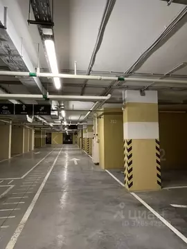 Гараж в Свердловская область, Екатеринбург наб. Олимпийская, 13 (19 м)