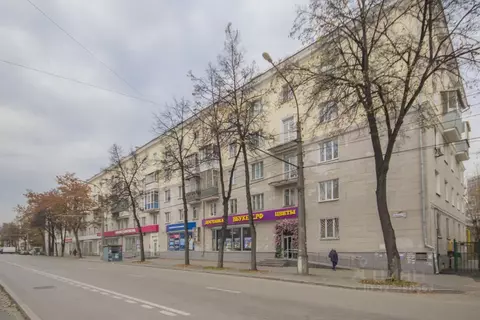 3-к кв. Свердловская область, Екатеринбург ул. Машиностроителей, 10 ...