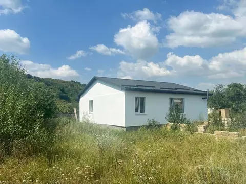 Дом в Крым, Симферопольский район, Добровское с/пос, с. Андрусово пер. ...