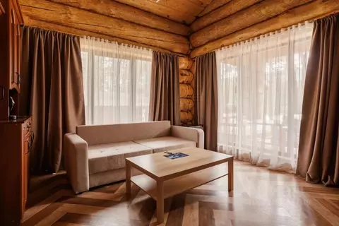 Дом в Алтай, Чемальский район, с. Чепош Чемальский тракт, 15-й км, 7 ...