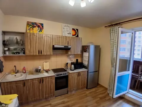 1-к кв. Москва, Москва, Щербинка Южный кв-л, 7 (42.0 м)