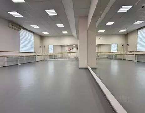 Помещение свободного назначения в Алтайский край, Барнаул просп. ...