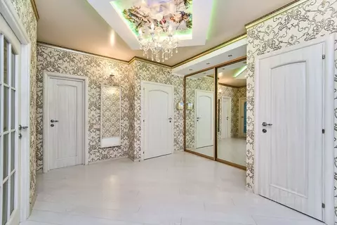 3-к кв. Краснодарский край, Краснодар Российская ул., 72/1к2 (100.4 м)