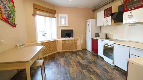 2-к кв. Амурская область, Благовещенск ул. Калинина, 142/4 (70.5 м)