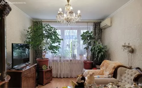 3-комнатная квартира: Тюмень, улица Домостроителей, 18 (65.5 м)