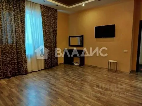 3-к кв. Волгоградская область, Волгоград Ангарская ул., 71 (125.0 м)