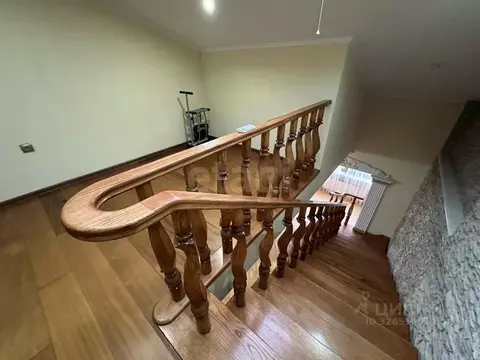 4-к кв. Северная Осетия, Владикавказ ул. Гастелло, 65 (240.0 м)