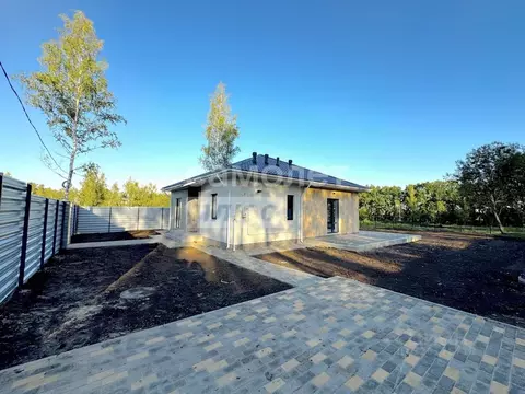 Дом в Курская область, Октябрьский район, Большедолженковский ...