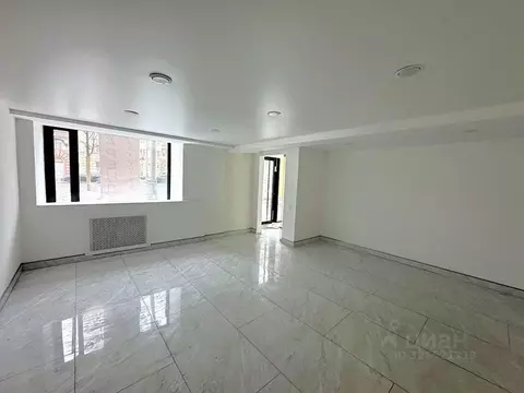 Помещение свободного назначения в Москва Садовая-Черногрязская ул., ...