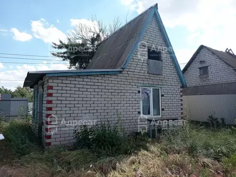 Дом в Волгоградская область, Светлоярский район, Большечапурниковское ...