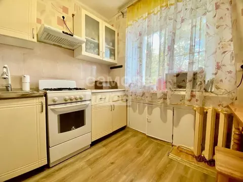 3-к кв. Коми, Сыктывкар ул. Комарова, 8 (59.8 м)