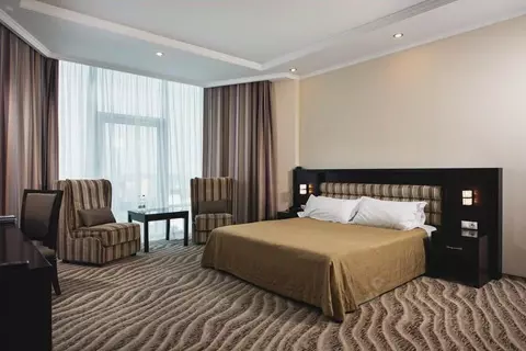 Комната Севастополь ул. Парковая, 11 (42.0 м)