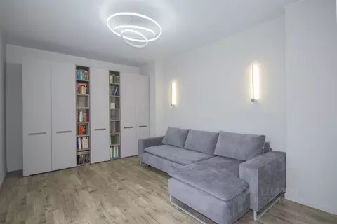 2-к кв. Свердловская область, Екатеринбург ул. Библиотечная, 33 (63.7 ...