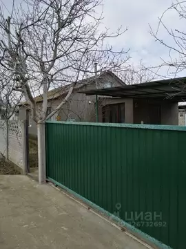 Дом в Крым, Ленинский район, с. Приозерное ул. Новая, 6 (50 м)