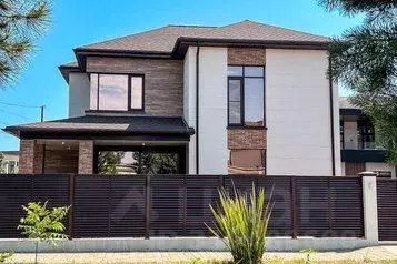 Дом в Краснодарский край, Сочи ул. Мелетяна, 7 (198 м)