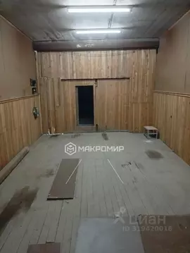 Гараж в Ханты-Мансийский АО, Сургут ул. Сергея Безверхова, 2с2 (48 м)