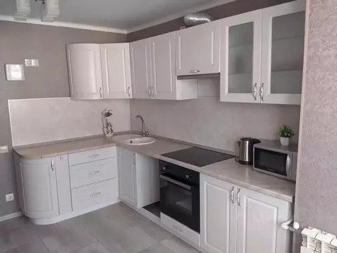 2-к кв. Башкортостан, Уфа ул. Лесотехникума, 26/2 (70.0 м)