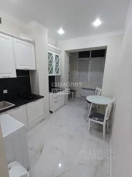 1-к кв. Кабардино-Балкария, Нальчик ул. Солнечная, 8к3 (40.0 м)