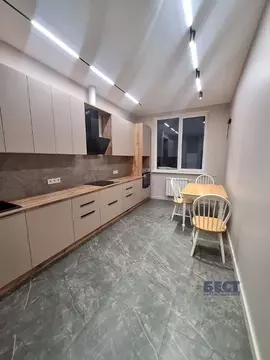 2-к кв. Москва ул. Медовая Долина, 1к1 (60.0 м)