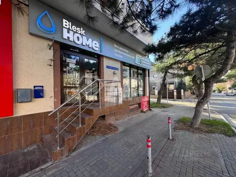 Торговая площадь в Краснодарский край, Геленджик ул. Розы Люксембург, ...