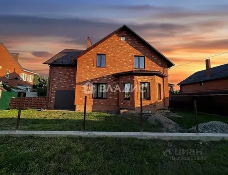 Коттедж в Калужская область, Калуга Березовый пер., 4 (253 м)