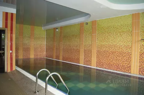 Дом в Новосибирская область, Новосибирск Иртышская ул., 19 (300 м)