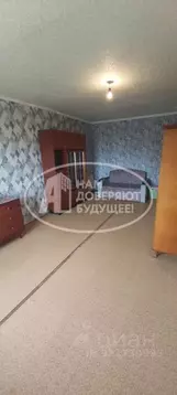 1-к кв. Пермский край, Чусовой Коммунистическая ул., 12 (34.8 м)