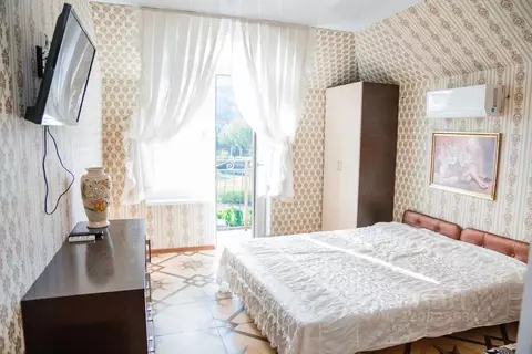 Комната Краснодарский край, Туапсинский муниципальный округ, с. Небуг ...