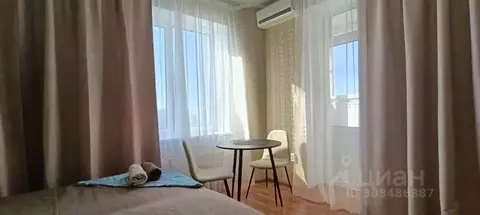 1-к кв. Тюменская область, Тюмень ул. 50 лет ВЛКСМ, 13к3 (27.0 м)