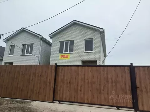 Дом в Краснодарский край, Динской район, Южно-Кубанское с/пос, пос. ...