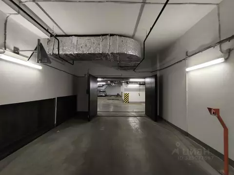 Гараж в Москва ул. Дмитрия Ульянова, 47 (13 м)