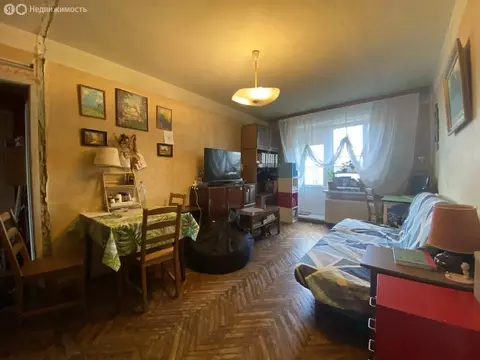 3-комнатная квартира: Санкт-Петербург, улица Трефолева, 15 (56.1 м)